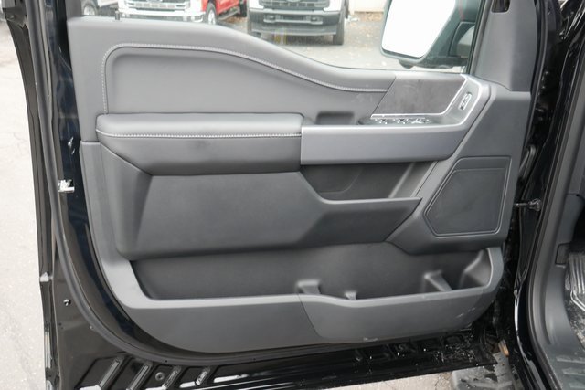 New 2025 Ford F150 XLT w/ Equipment Group 302A MID image 14