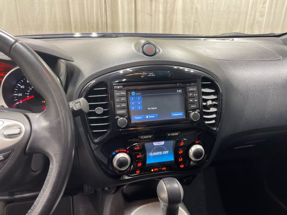 Used 2016 Nissan Juke SL AWD/4WD image 11