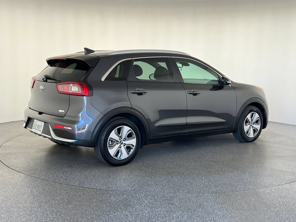 Used 2019 Kia Niro EX FWD image 3