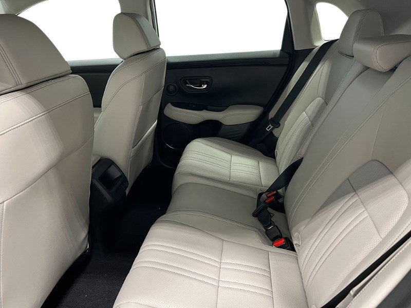 New 2025 Honda HR-V EX-L image 31