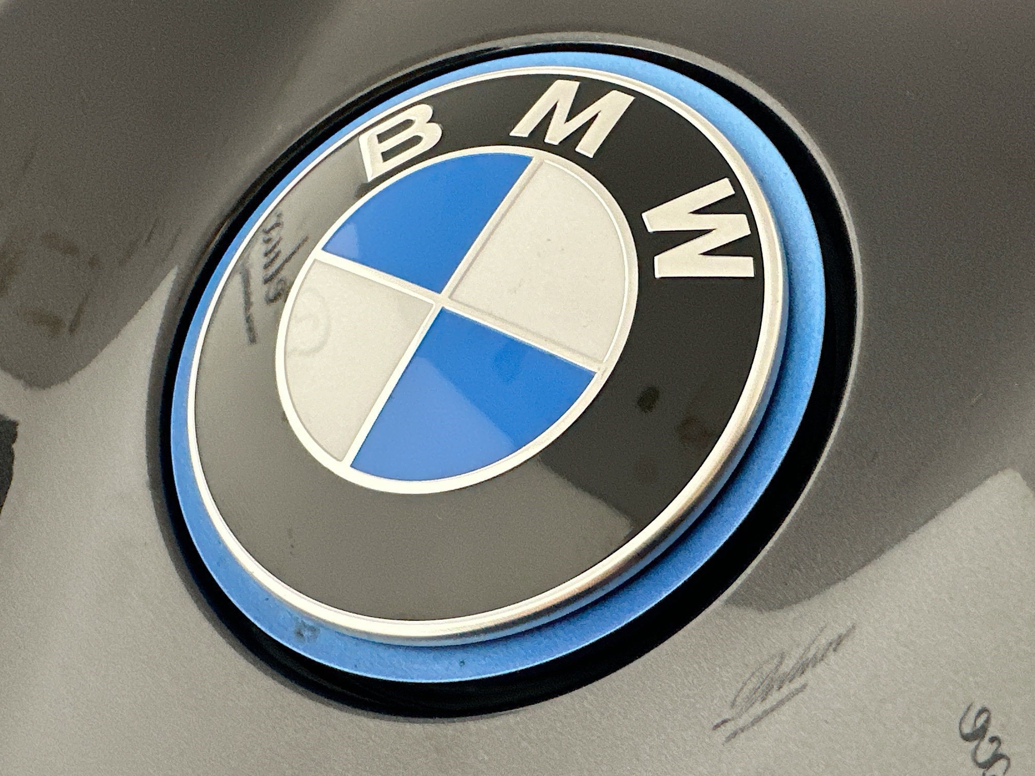 Used 2024 BMW iX xDrive50 w/ Sport Package image 34