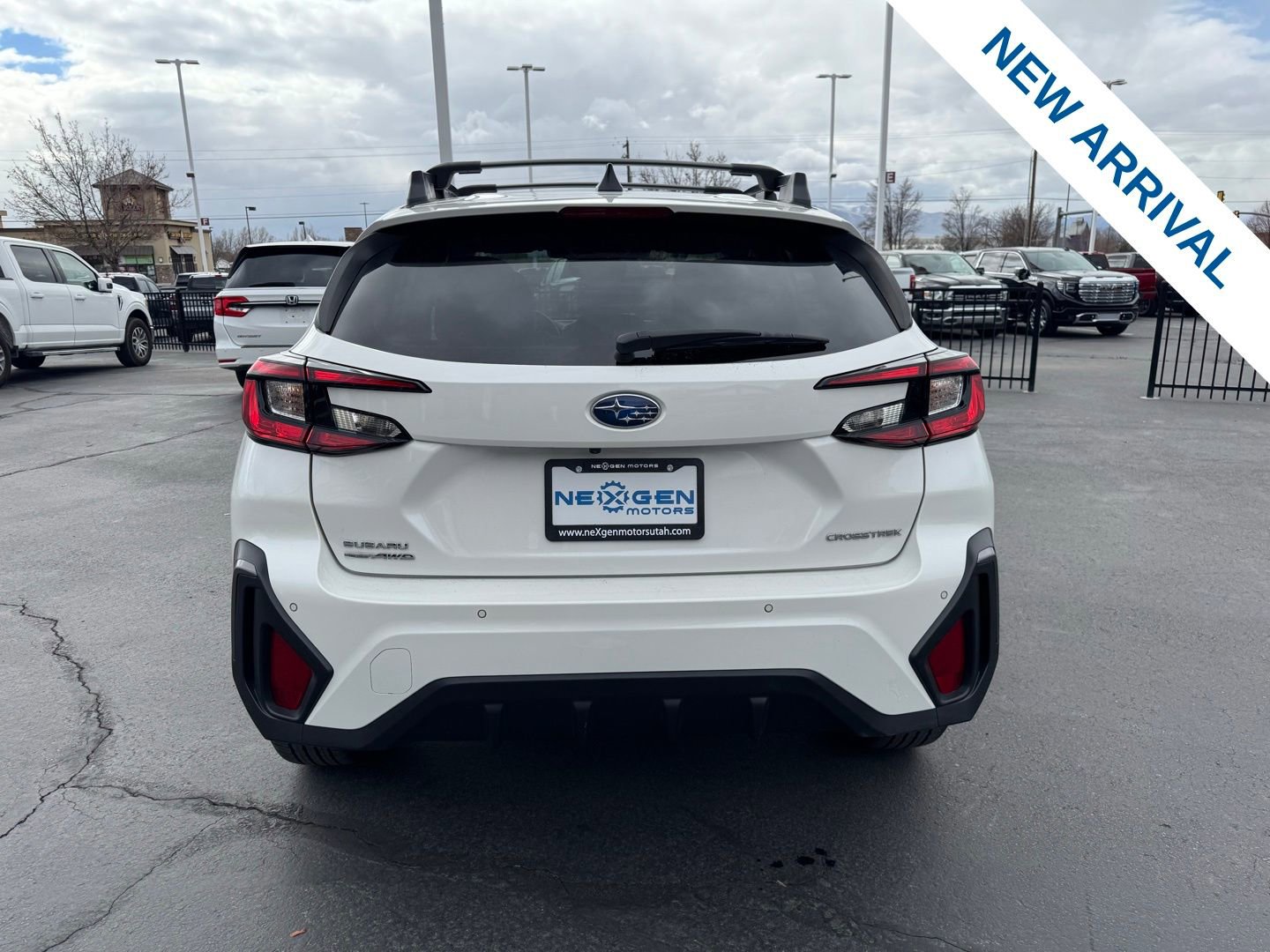 Used 2024 Subaru Crosstrek 2.5i Limited w/ Crosstrek Mirror Package image 6