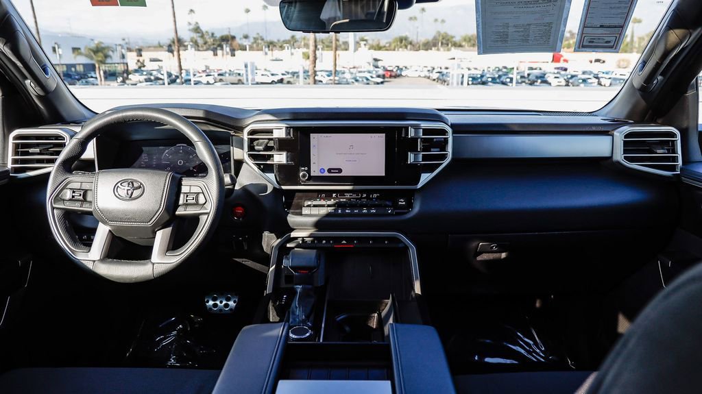 Used 2025 Toyota Sequoia SR5 image 15