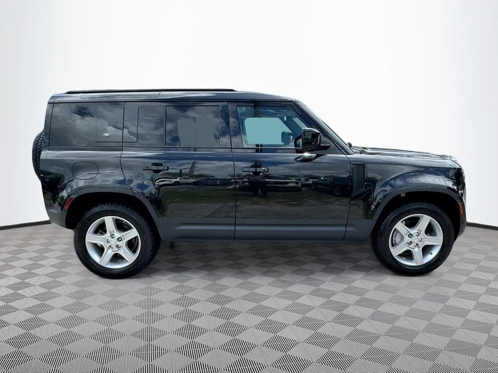 Used 2020 Land Rover Defender 110 HSE AWD/4WD image 5