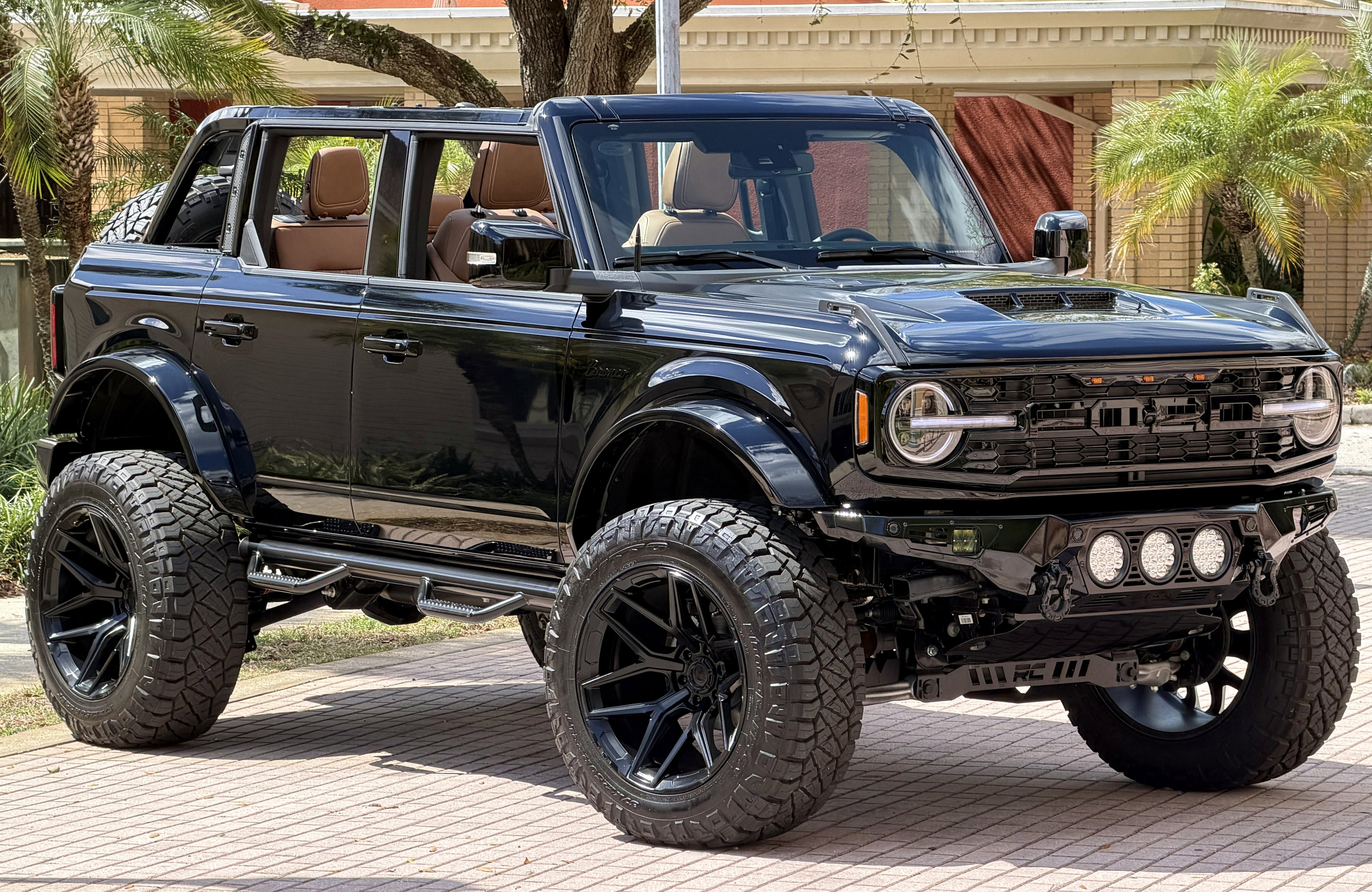 Used 2025 Ford Bronco Outer Banks AWD/4WD image 38