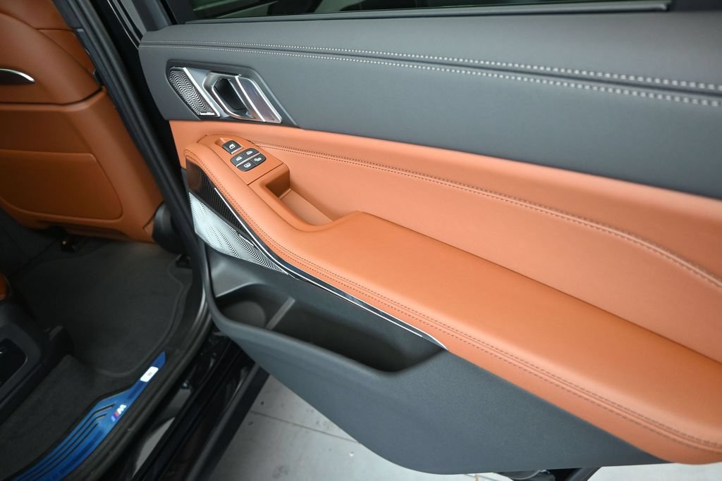 New 2027 BMW X7 M60i AWD/4WD image 21
