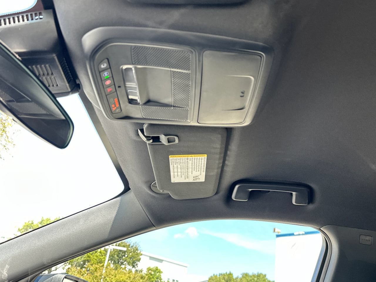 New 2027 Chevrolet Equinox LT w/ Convenience Package II FWD image 21