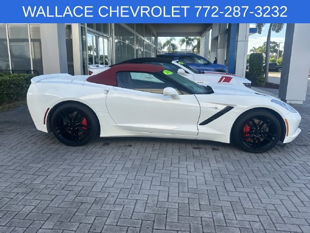 Used 2019 Chevrolet Corvette Stingray Convertible RWD image 3