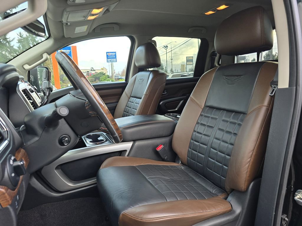 Used 2016 Nissan Titan Platinum Reserve image 21