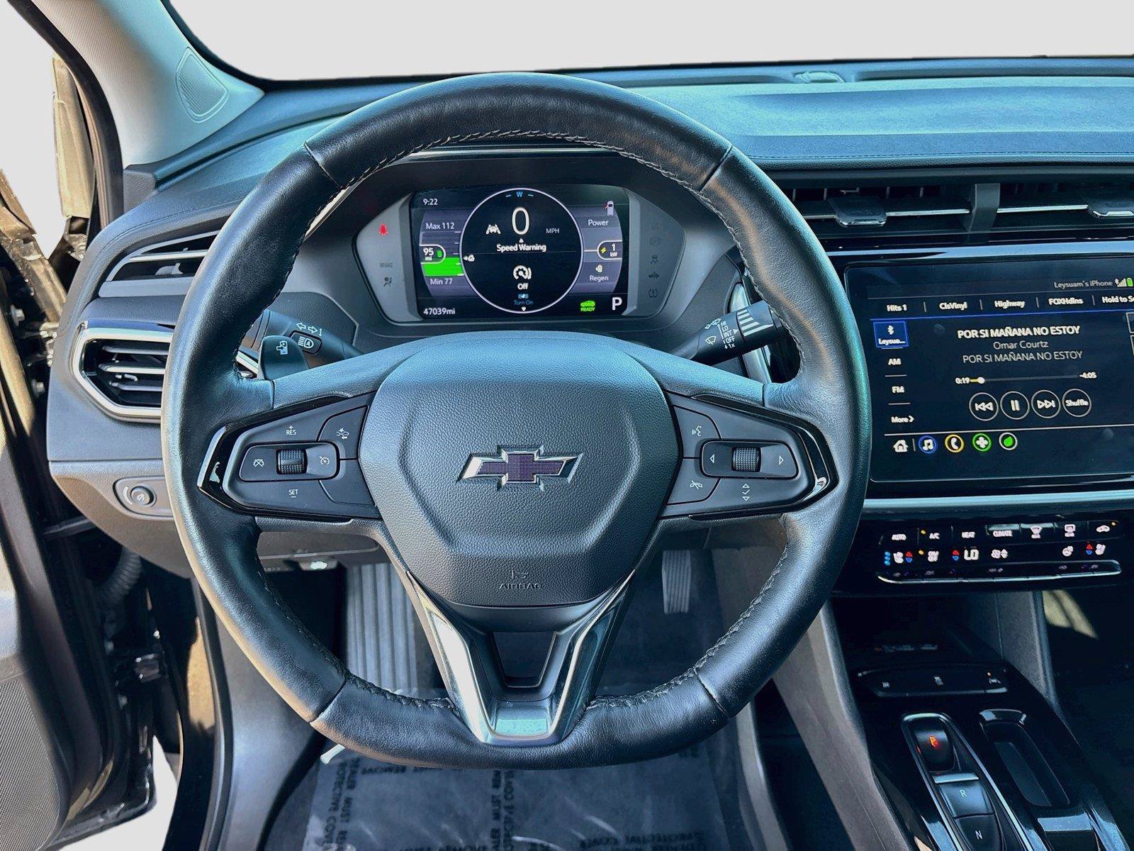 Used 2023 Chevrolet Bolt EUV LT w/ Convenience Package FWD image 11
