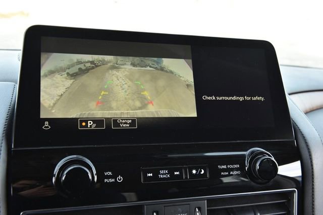 Used 2024 Nissan Armada SL image 15