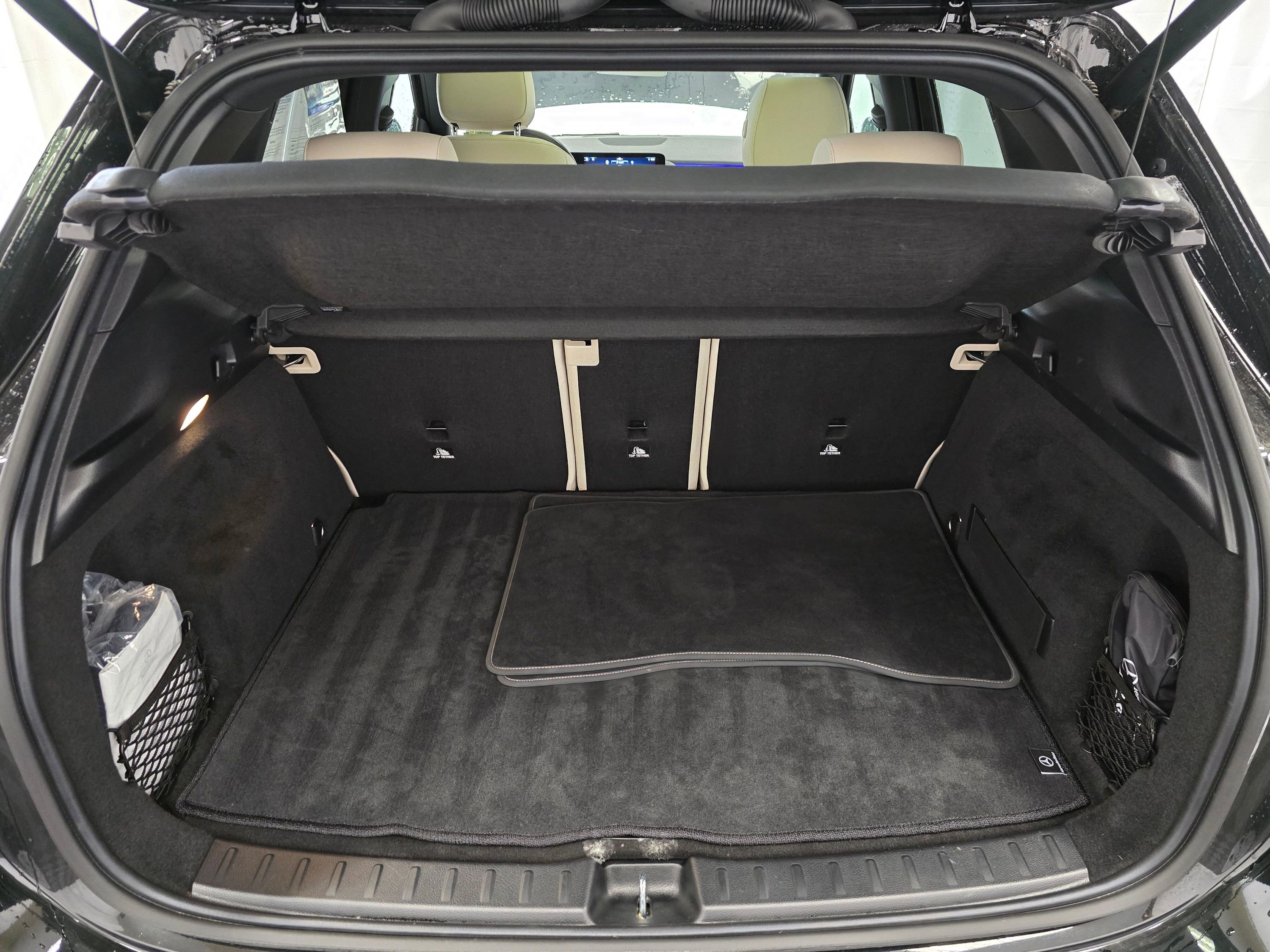 Used 2025 Mercedes-Benz GLA 250 4MATIC image 11