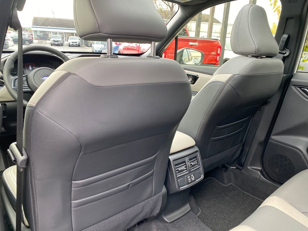 Certified 2025 Subaru Forester Limited image 23