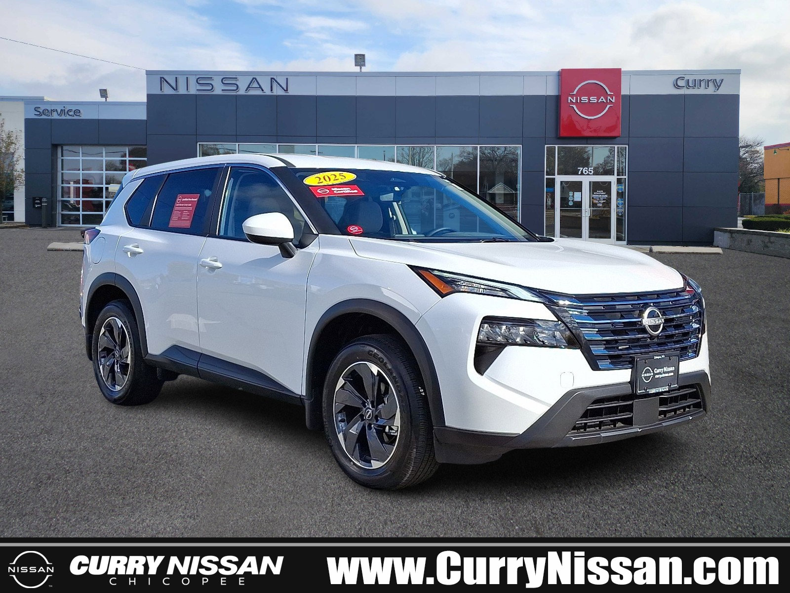 Certified 2025 Nissan Rogue SV image 1