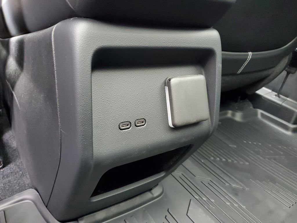 New 2026 Cadillac Optiq Sport 1 image 21