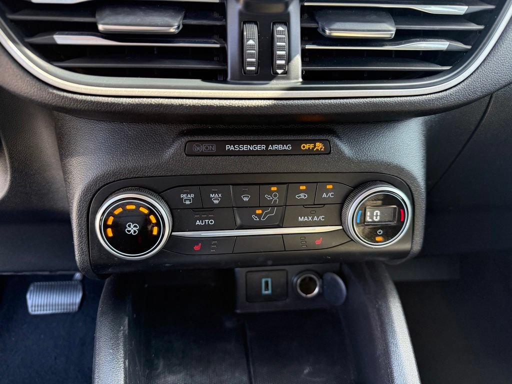Used 2020 Ford Escape SE Sport FWD image 19