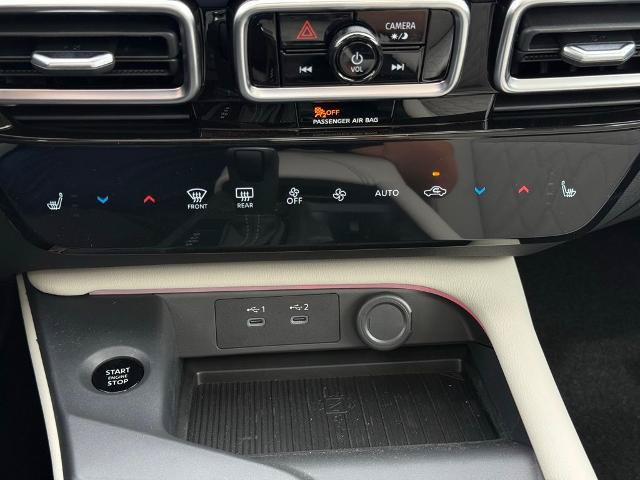 New 2026 Nissan Sentra SL w/ Floor Mat Package FWD image 27