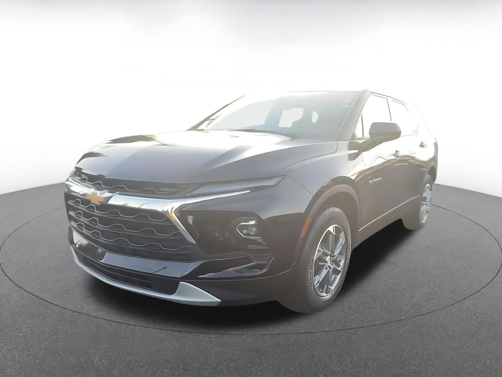 Used 2025 Chevrolet Blazer LT image 7