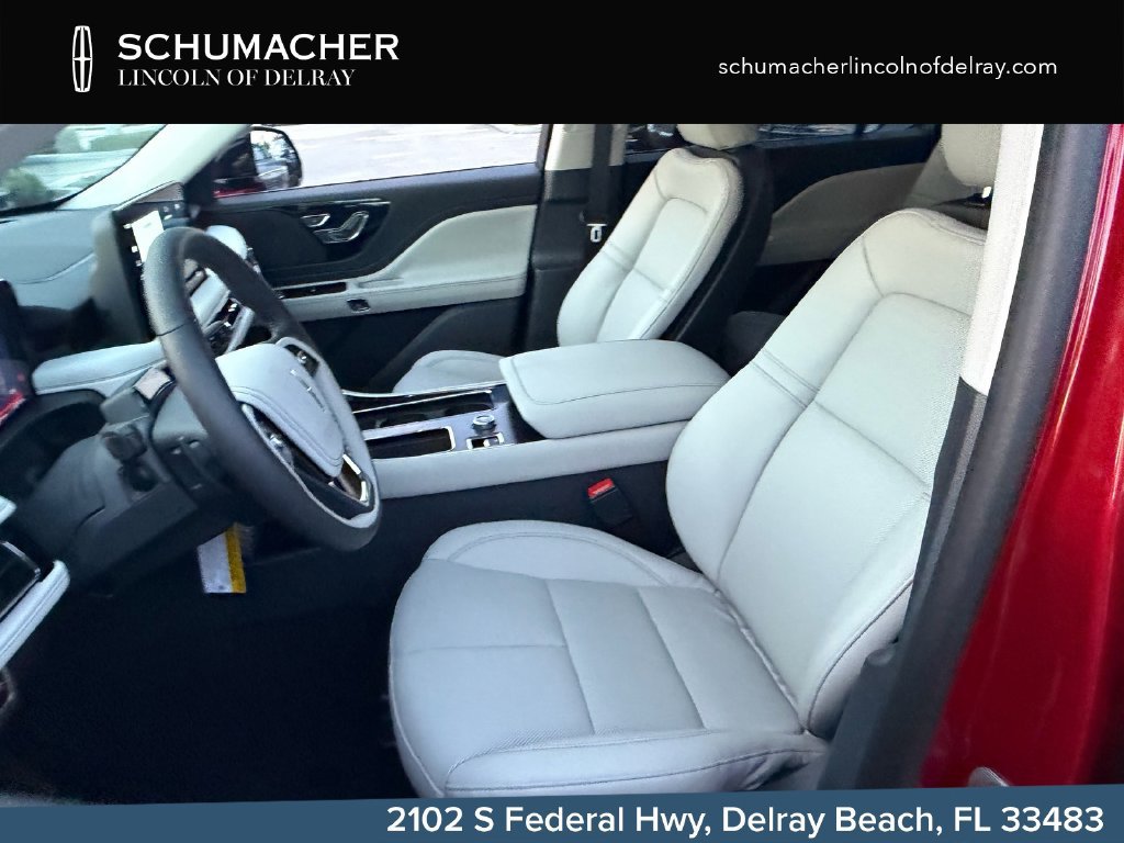 New 2027 Lincoln Aviator AWD image 11