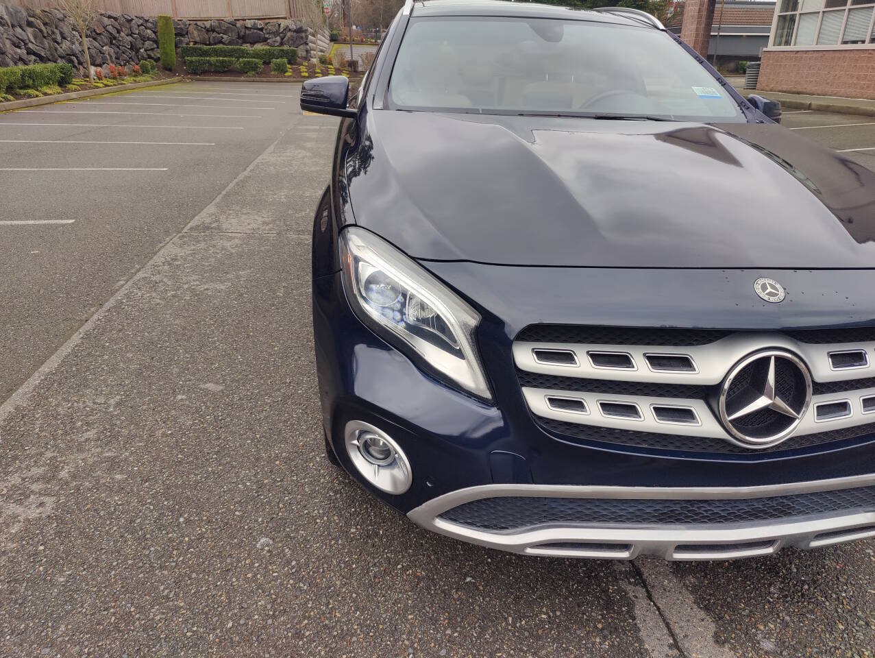 Used 2019 Mercedes-Benz GLA 250 4MATIC w/ Premium Package image 8