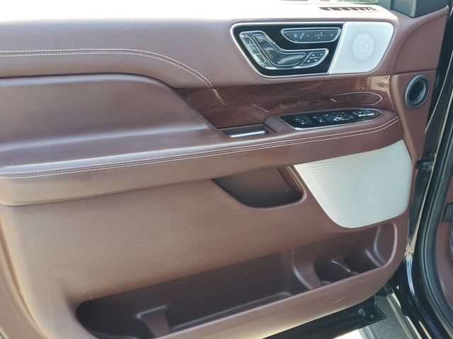 Used 2021 Lincoln Navigator L Black Label AWD/4WD image 10
