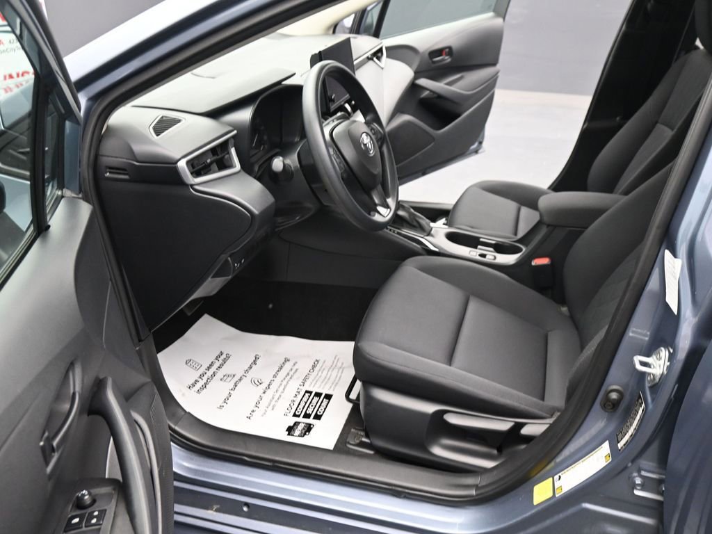 Used 2024 Toyota Corolla LE image 17