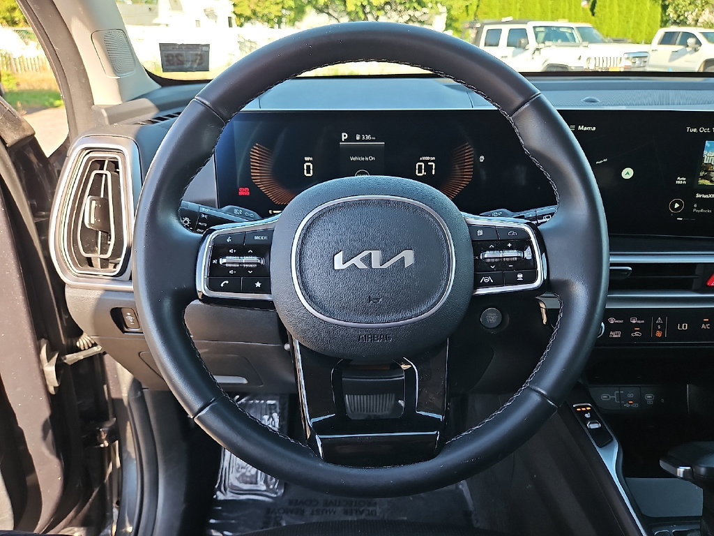 Certified 2024 Kia Sorento S FWD image 21