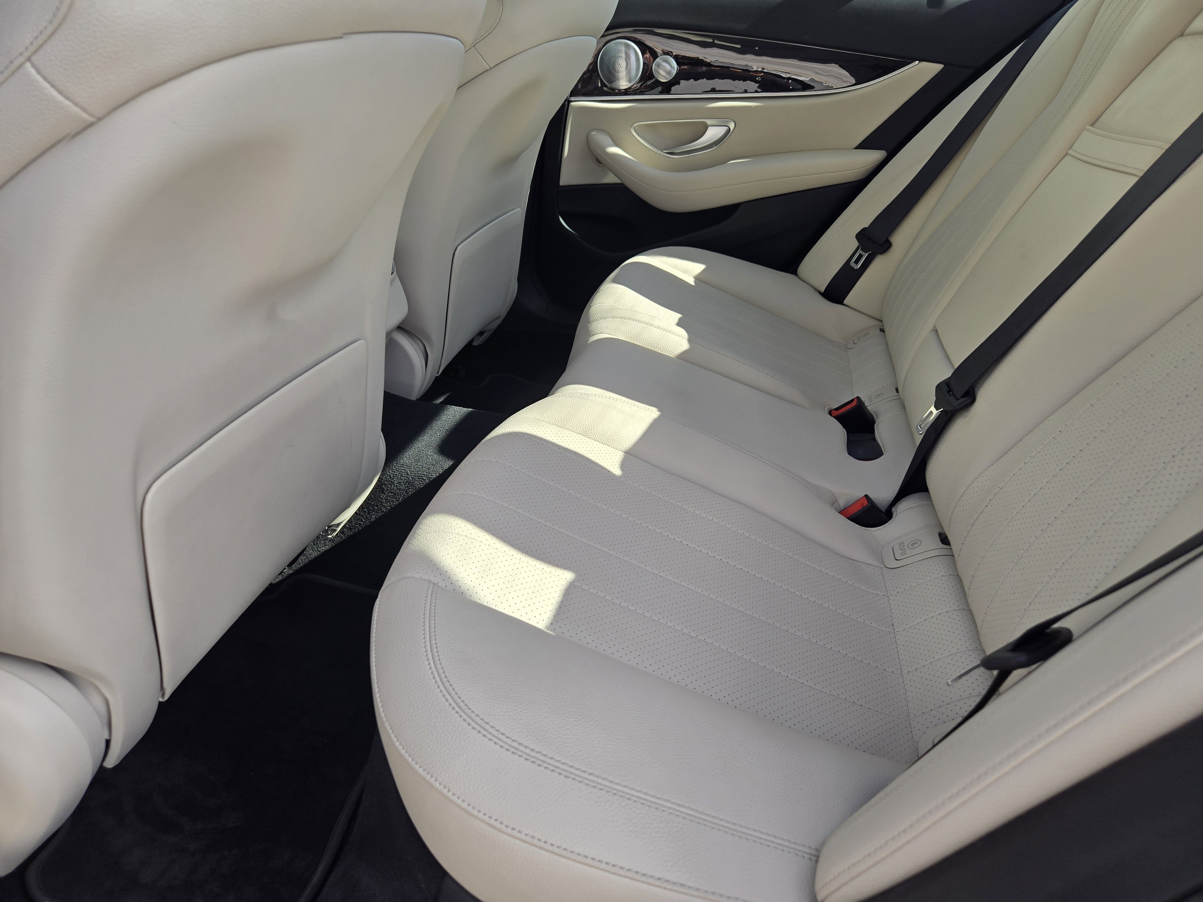 Used 2020 Mercedes-Benz E 450 4MATIC Sedan image 33