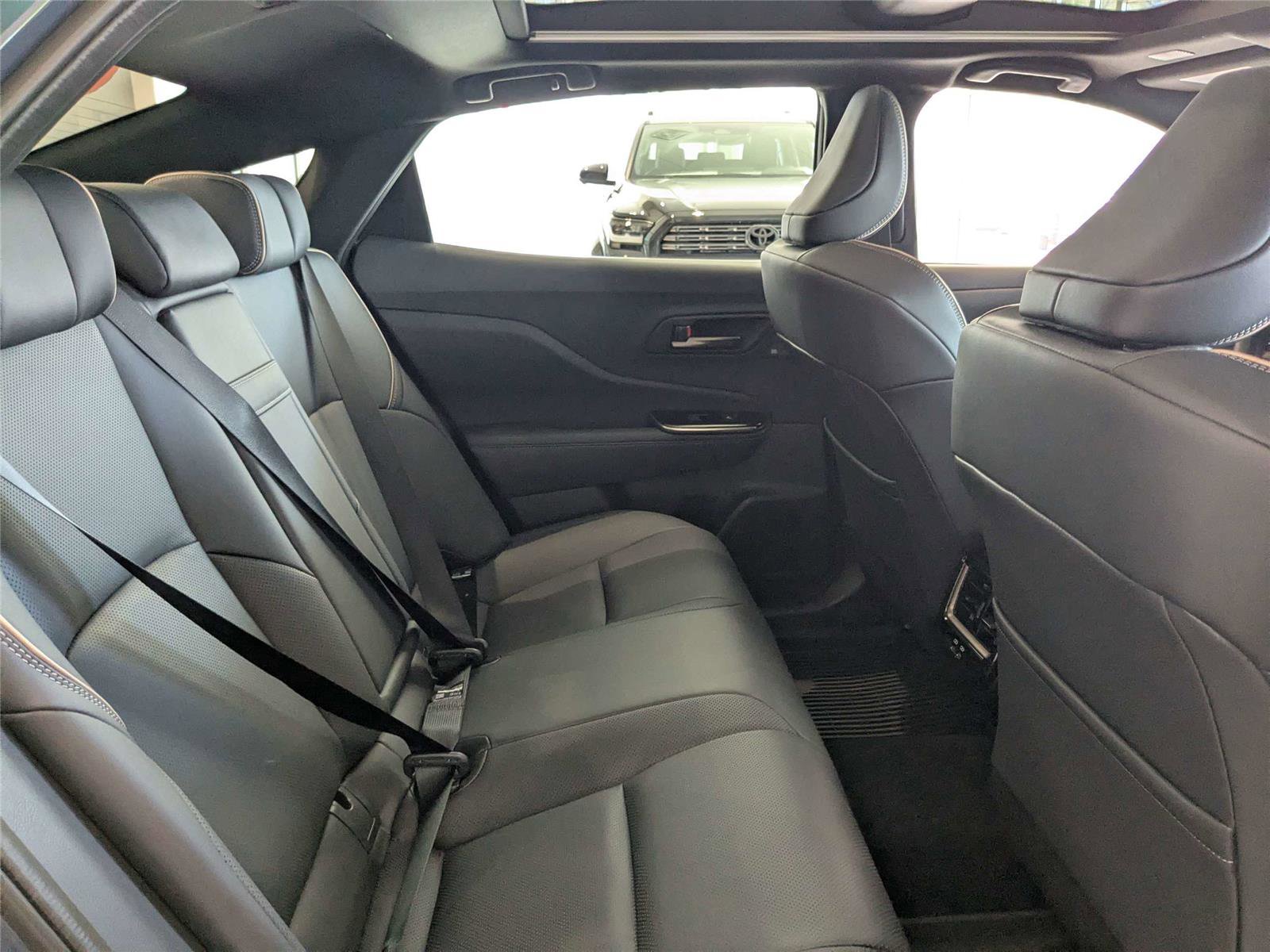 New 2026 Toyota Crown Platinum image 18