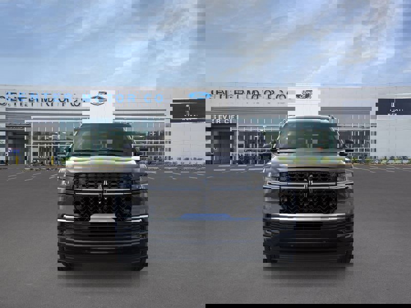 New 2026 Lincoln Navigator L Reserve w/ Jet Appearance Package image 6