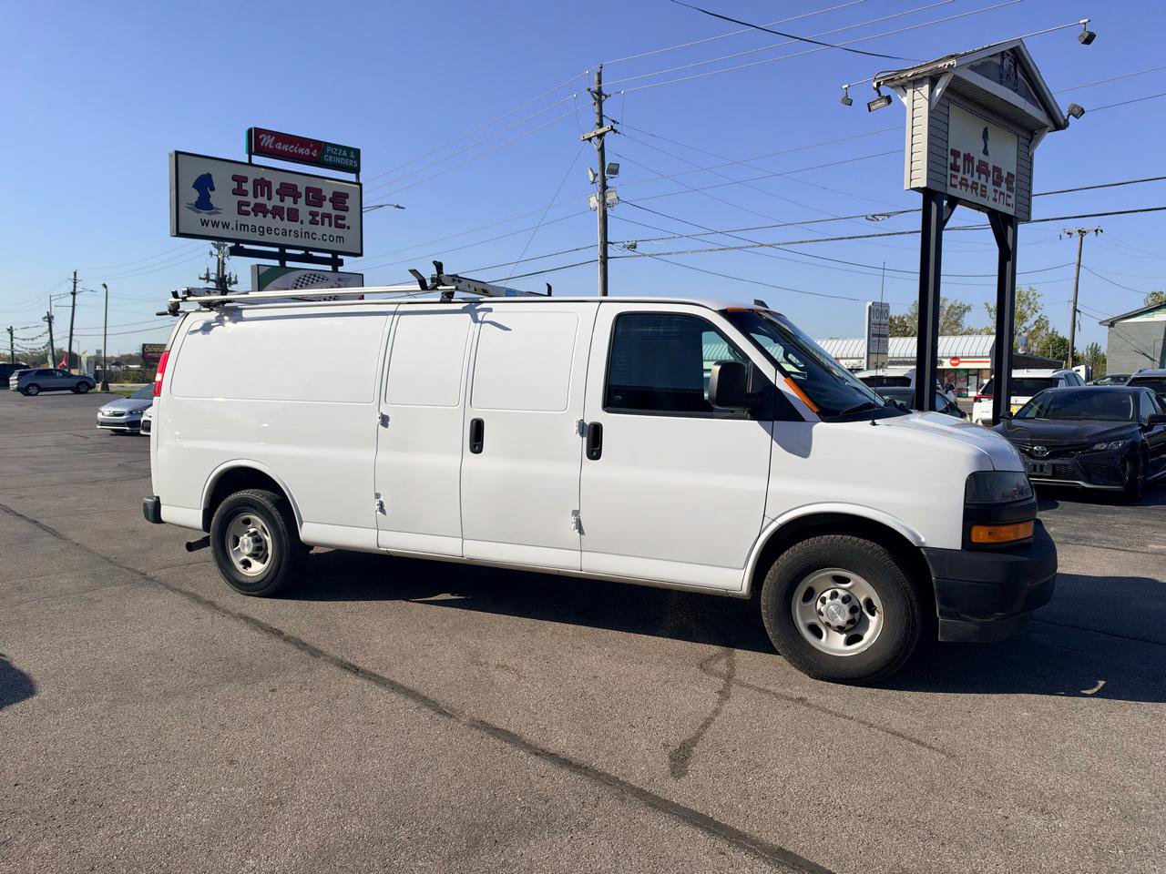 Used 2019 Chevrolet Express 2500 Extended w/ Communications Package RWD image 5
