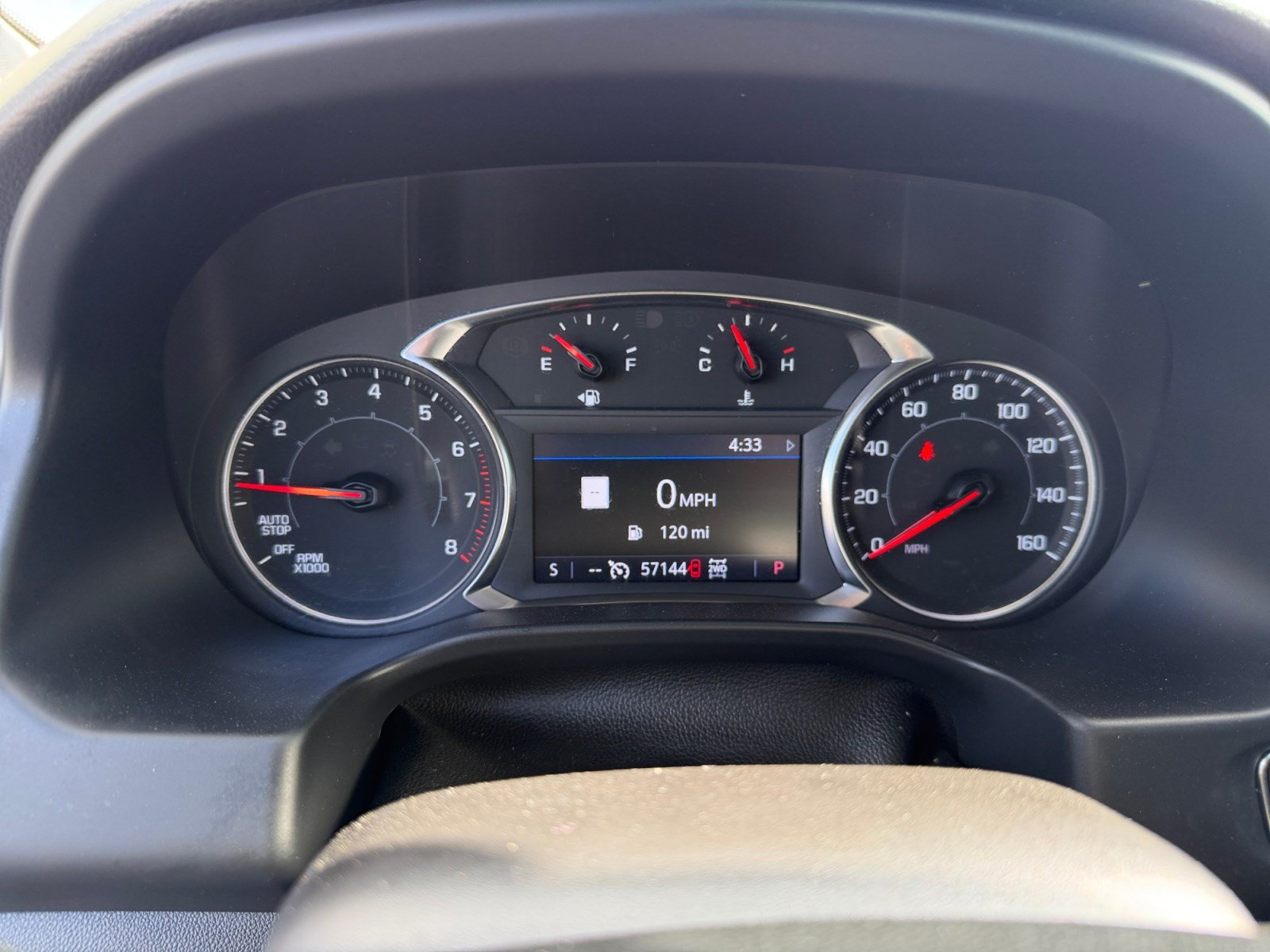 Used 2023 GMC Acadia SLT AWD/4WD image 10