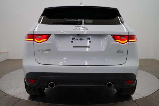 Used 2017 Jaguar F-PACE R-Sport AWD/4WD image 6