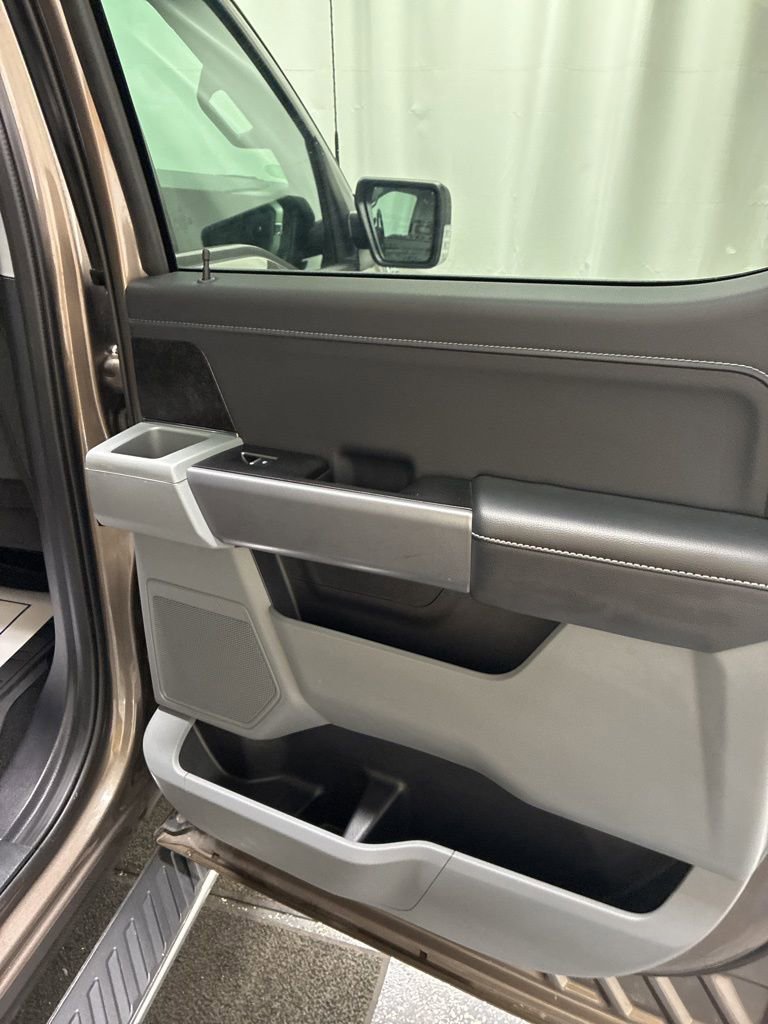 Used 2022 Ford F150 XLT w/ Equipment Group 302A High image 28