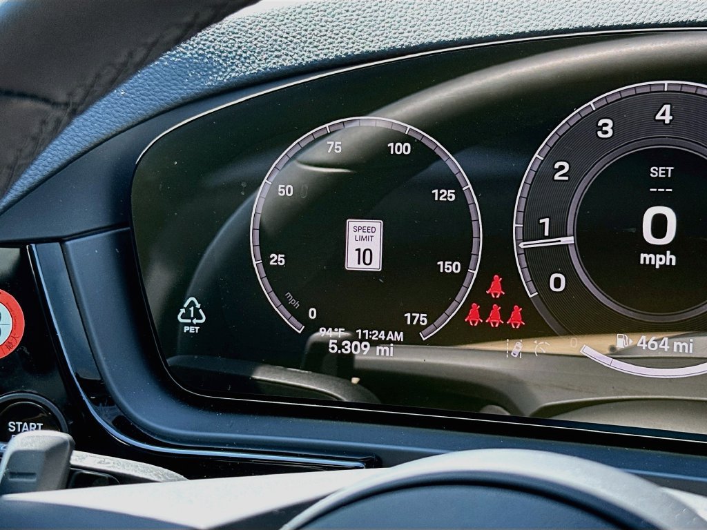 Certified 2026 Porsche Cayenne AWD/4WD image 12