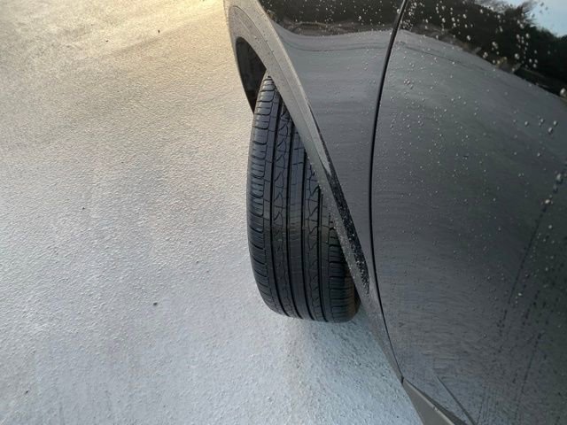 Used 2022 Hyundai Venue SEL image 23