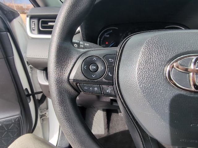 Used 2025 Toyota RAV4 XLE image 14