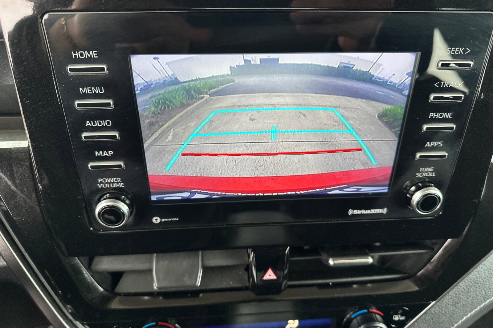 Used 2022 Toyota Camry SE image 20