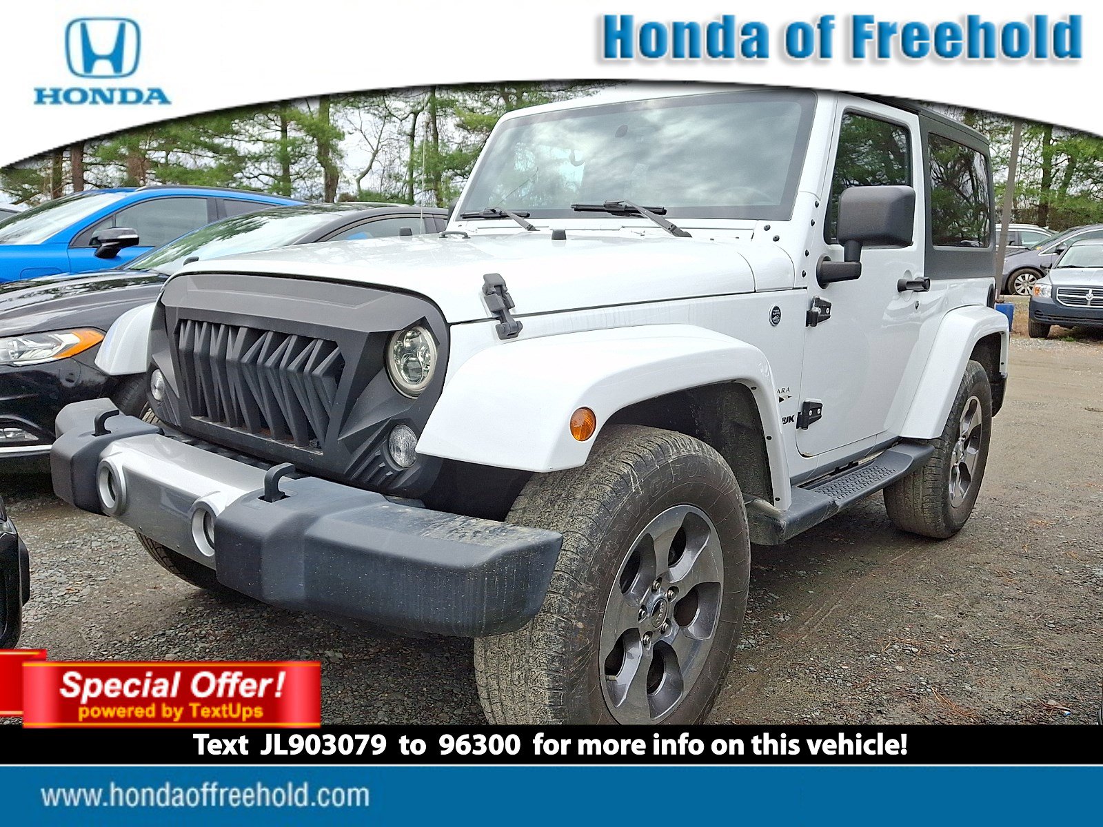 Used 2018 Jeep Wrangler Sahara w/ Connectivity Group AWD/4WD image 1