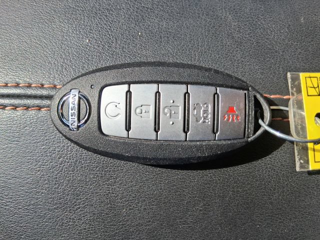Used 2023 Nissan Sentra SR w/ Midnight Edition Package FWD image 14