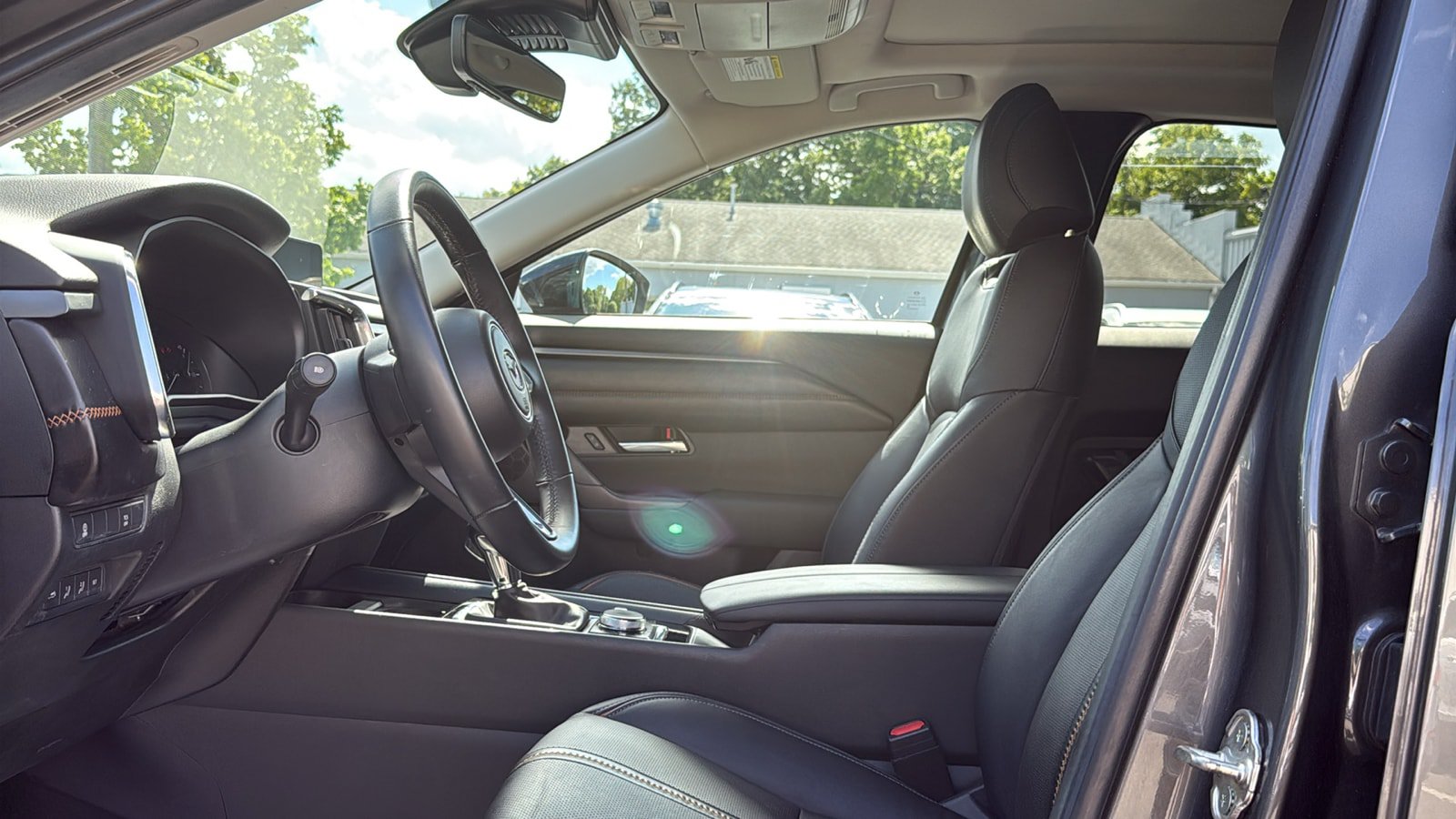 Used 2025 MAZDA CX-50 AWD 2.5 S w/ Premium Plus Pkg image 10