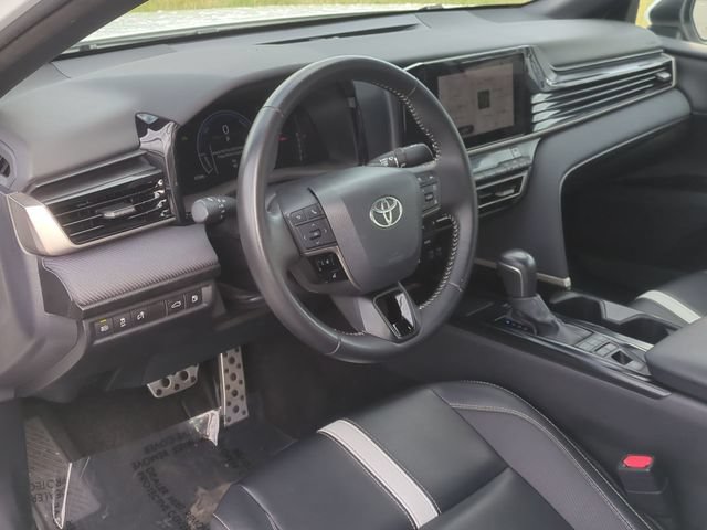 Used 2025 Toyota Camry SE FWD image 20