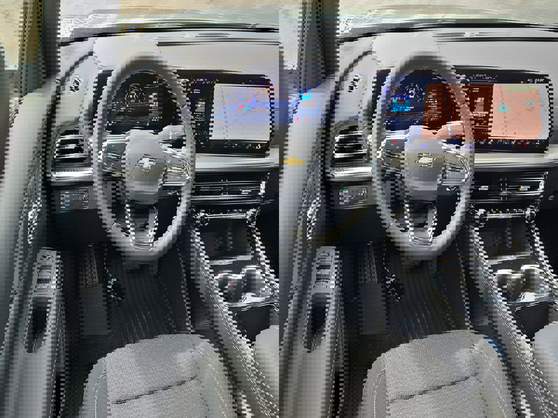 New 2025 Chevrolet Traverse LT w/ LPO, Floor Liner Package image 51