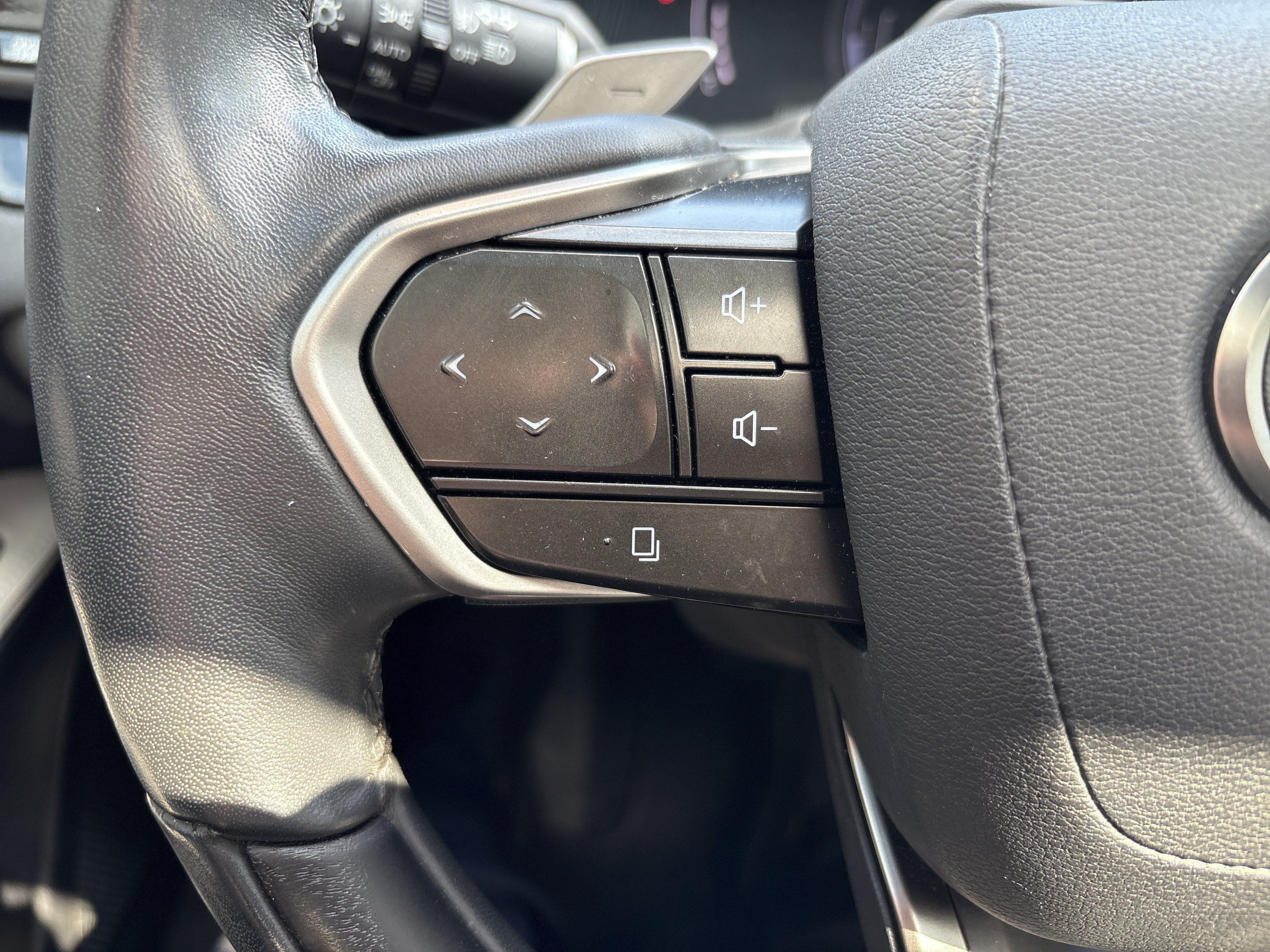 Used 2023 Lexus RX 350 Premium Plus w/ Cold Area Package AWD/4WD image 19