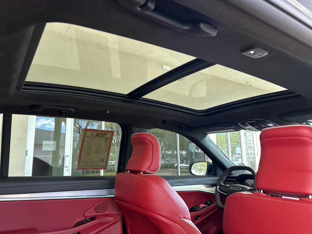 Used 2024 Jeep Wagoneer Launch Edition image 34