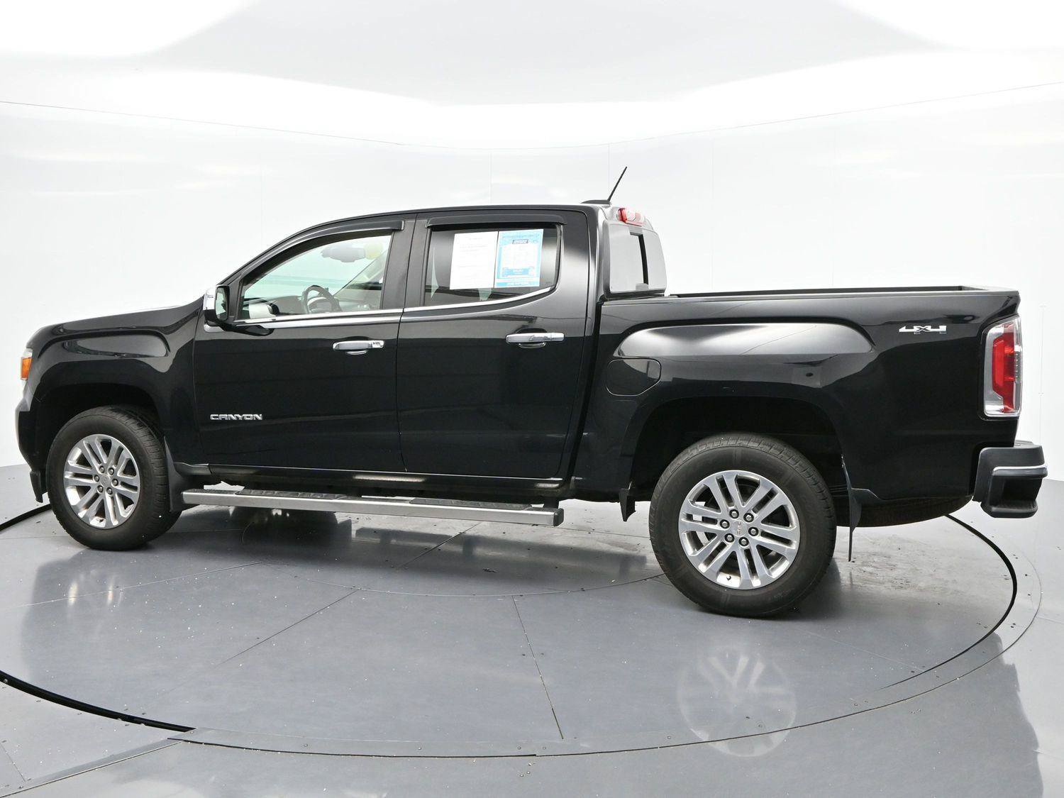 Used 2019 GMC Canyon SLT w/ Driver Alert Package AWD/4WD image 5