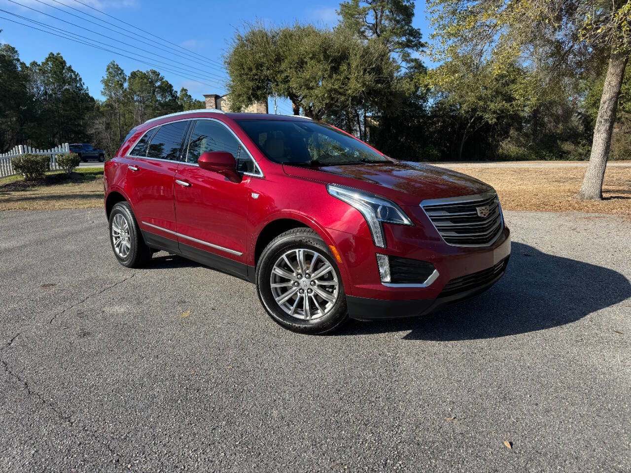Used 2017 Cadillac XT5 Luxury w/ Driver Awareness Package image 8
