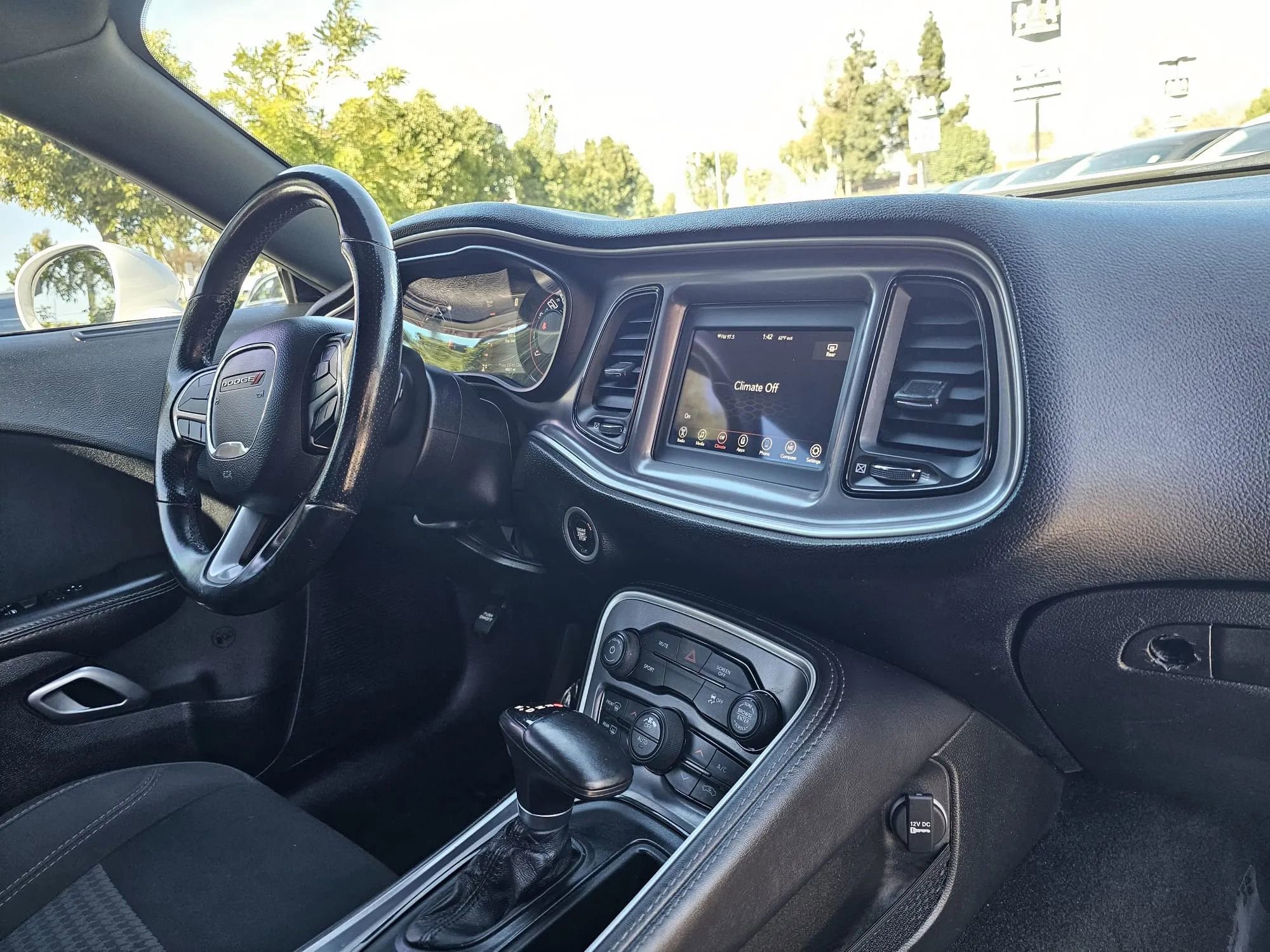 Used 2019 Dodge Challenger SXT w/ Blacktop Package image 15