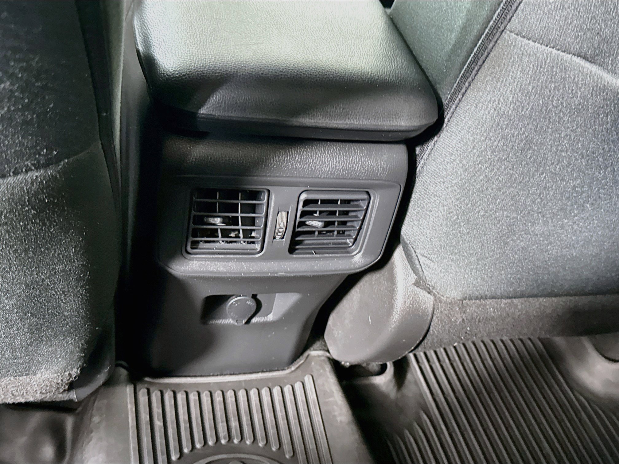 Certified 2024 Toyota RAV4 LE AWD/4WD image 22