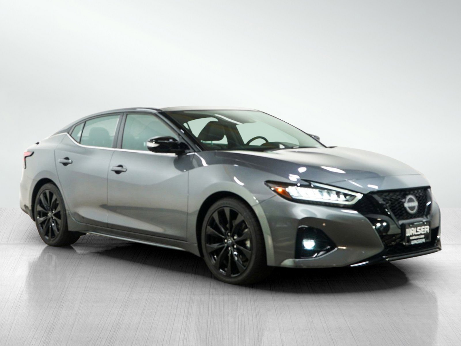 Used 2023 Nissan Maxima SR w/ Sport Mat Group image 8